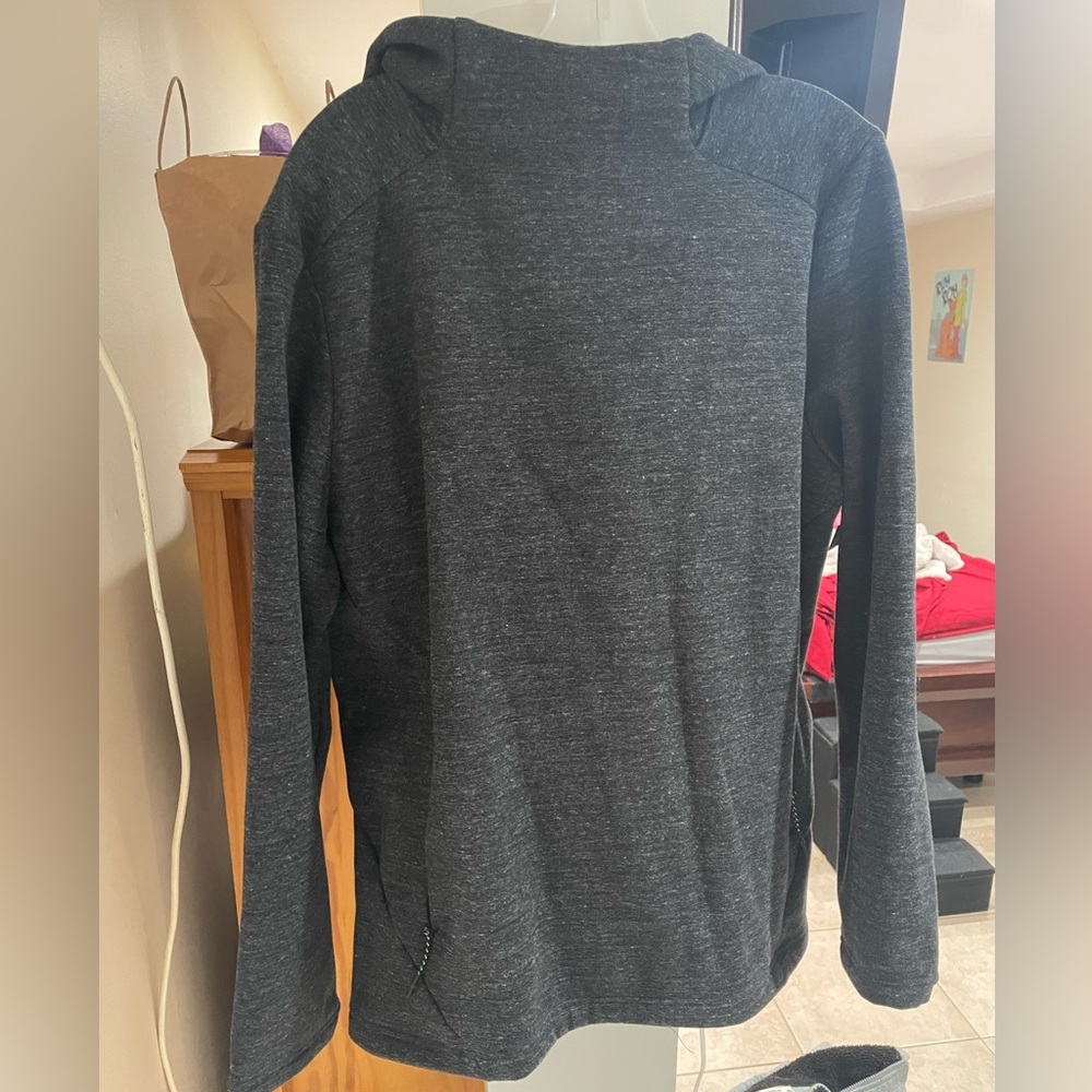 Men’s Large Pullover Sweater